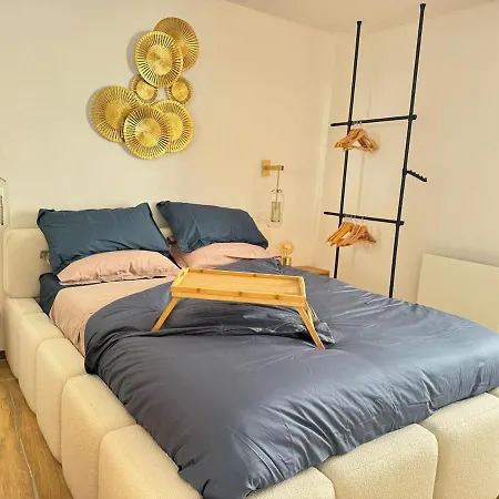 Cosy-tout-a-pieds Neuf Coeur Saint-raphael Appartement