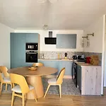 Cosy-tout-a-pieds Neuf Coeur Saint-raphael Апартаменты *