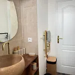 Cosy-tout-a-pieds Neuf Coeur Saint-raphael Апартаменты