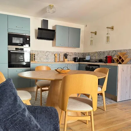 Cosy-tout-a-pieds Neuf Coeur Saint-raphael * Сен-Рафаэль