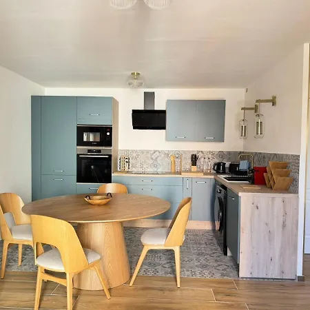 Cosy-tout-a-pieds Neuf Coeur Saint-raphael Apartman *
