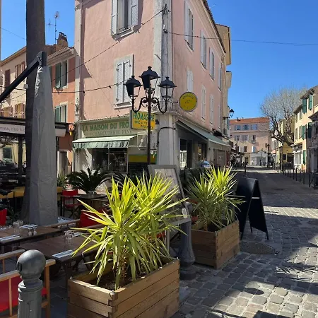 Cosy-tout-a-pieds Neuf Coeur Saint-raphael Apartman